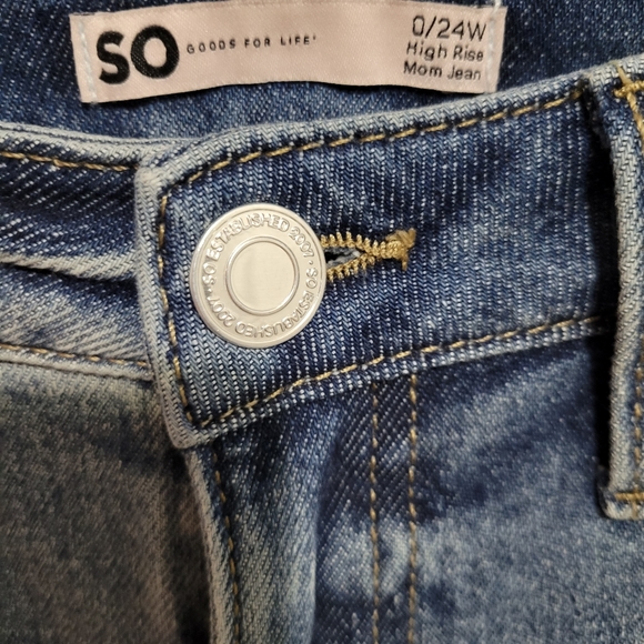 Jeans - Picture 3 of 3